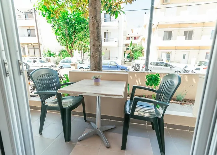 Kuburno House - Spacious - Close To The Beach Apartment